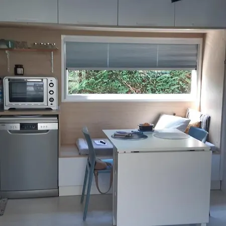 Cocon Avec Grande Terrasse - Bord De *