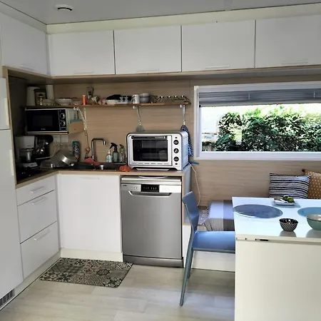 Cocon Avec Grande Terrasse - Bord De Camping