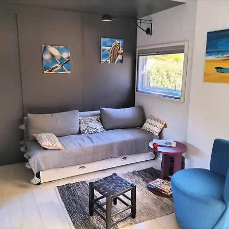 Cocon Avec Grande Terrasse - Bord De