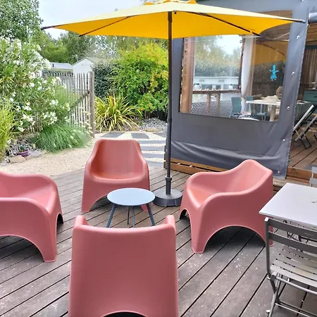 Cocon Avec Grande Terrasse - Bord De